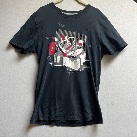 Jordan Graphic Sneaker T-Shirt Sz M - Picture 1 of 8
